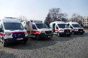 Zakarpattia receives new ambulances for emergency medical care